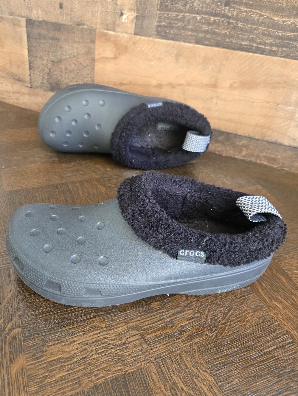 CROCS Classic Lined Shorty Clogs Mens Size 11 Black Faux Fur Lined Slip On